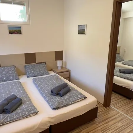 Borkuti Panzio Es Apartman Apartment Koroshegy